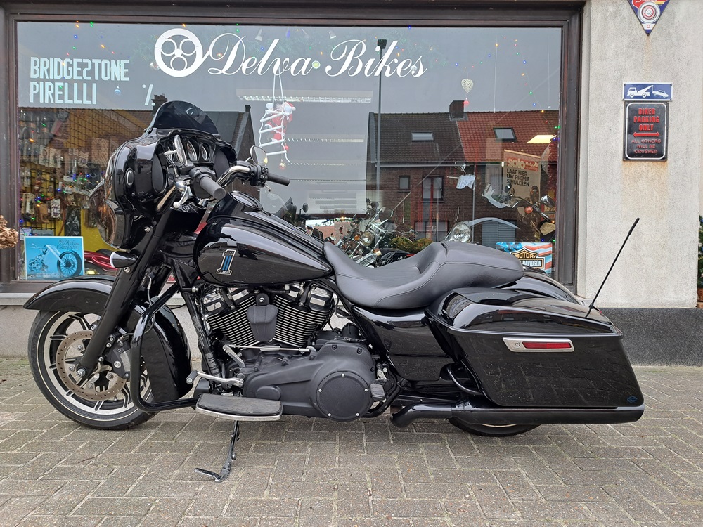 Harley Davidson FLHX 107 Streetglide year 2019 - 22058km